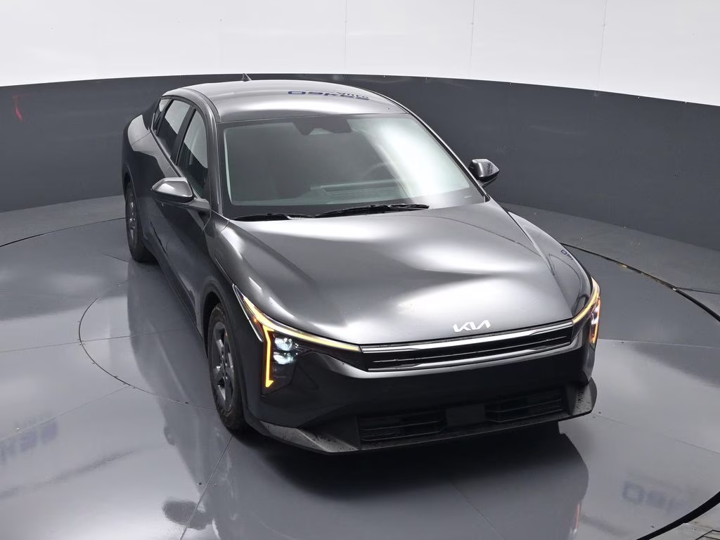 2026 Interstellar Gray Kia K4 LXS FWD Sedan