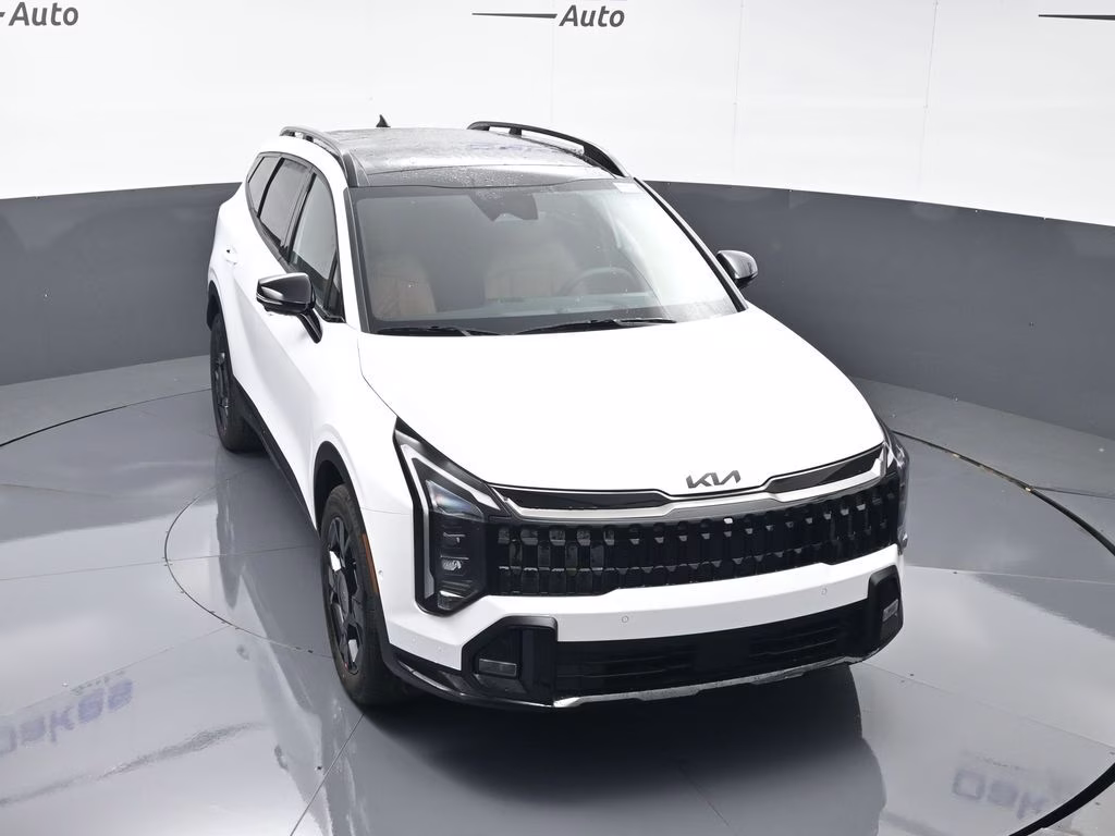 2026 Glacial White Pearl Kia Sportage X-Line AWD SUV