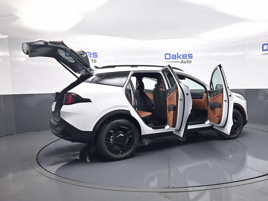 2026 Glacial White Pearl Kia Sportage X-Line AWD SUV