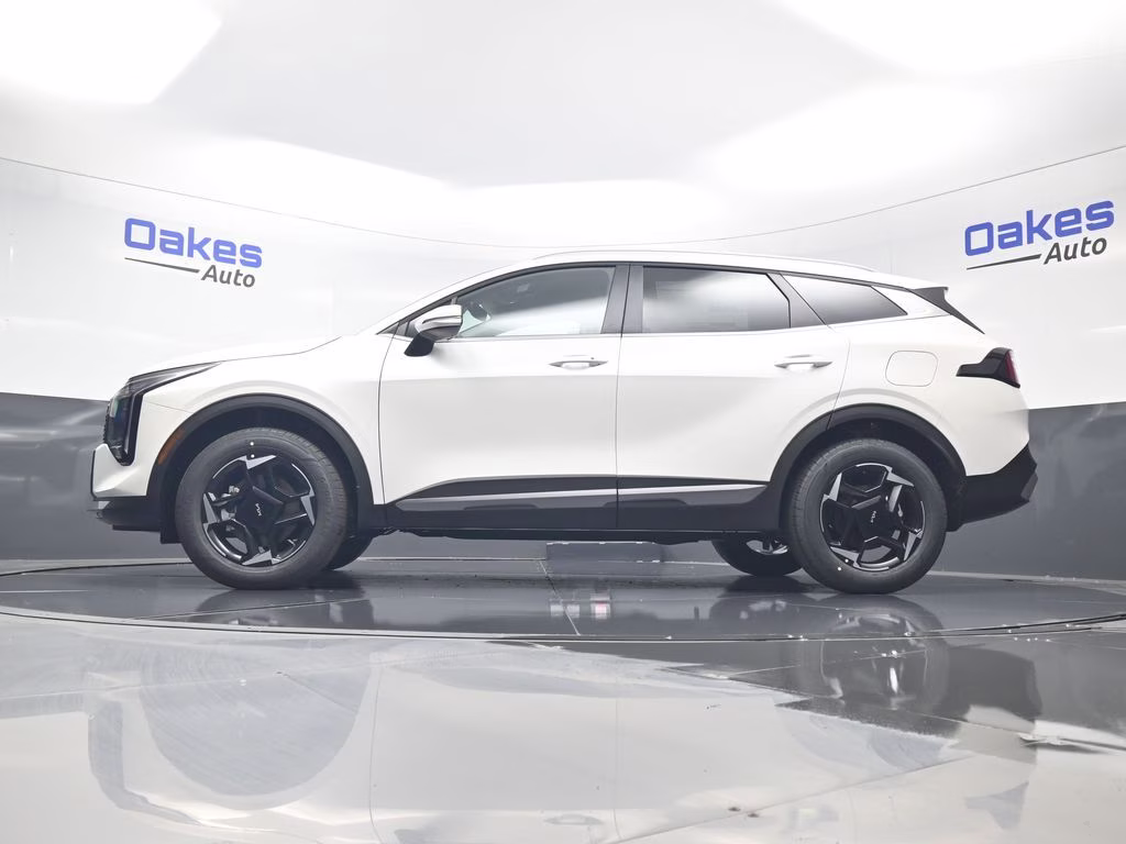 2026 Snow White Pearl Kia Sportage Hybrid EX AWD SUV