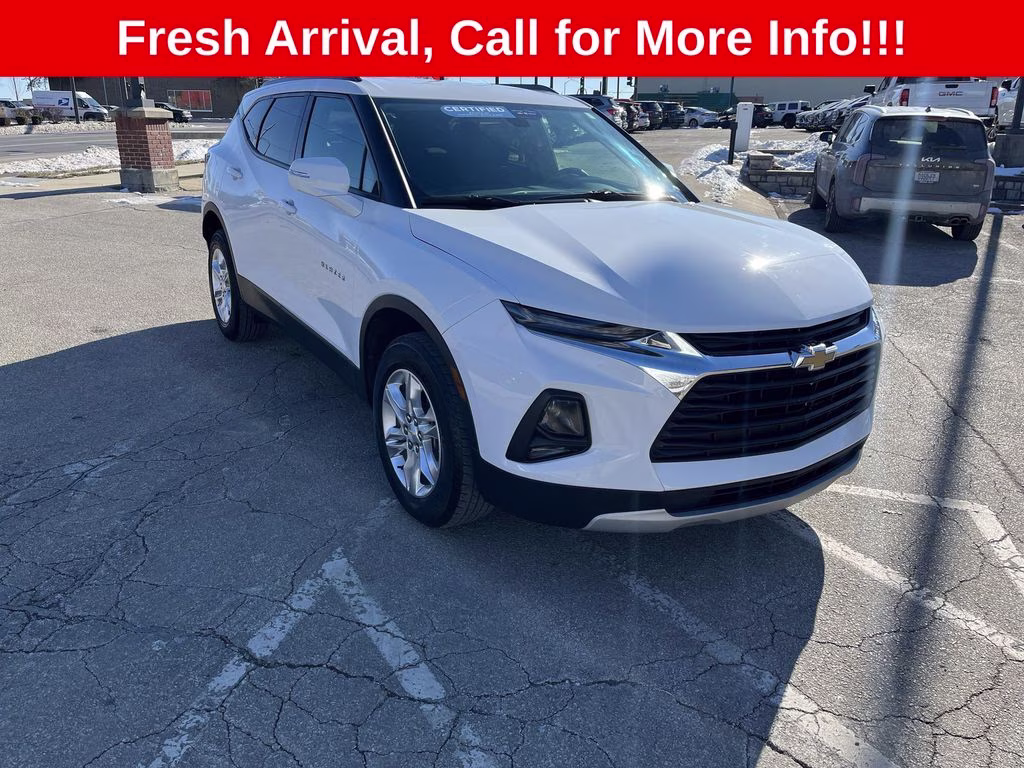 2021 Summit White Chevrolet Blazer LT FWD SUV