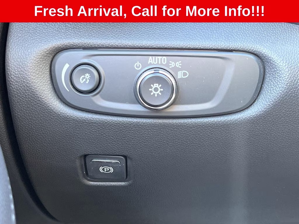 2021 Summit White Chevrolet Blazer LT FWD SUV