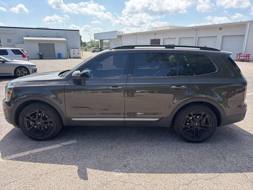 2023 Kia Telluride EX X-Line AWD's photo