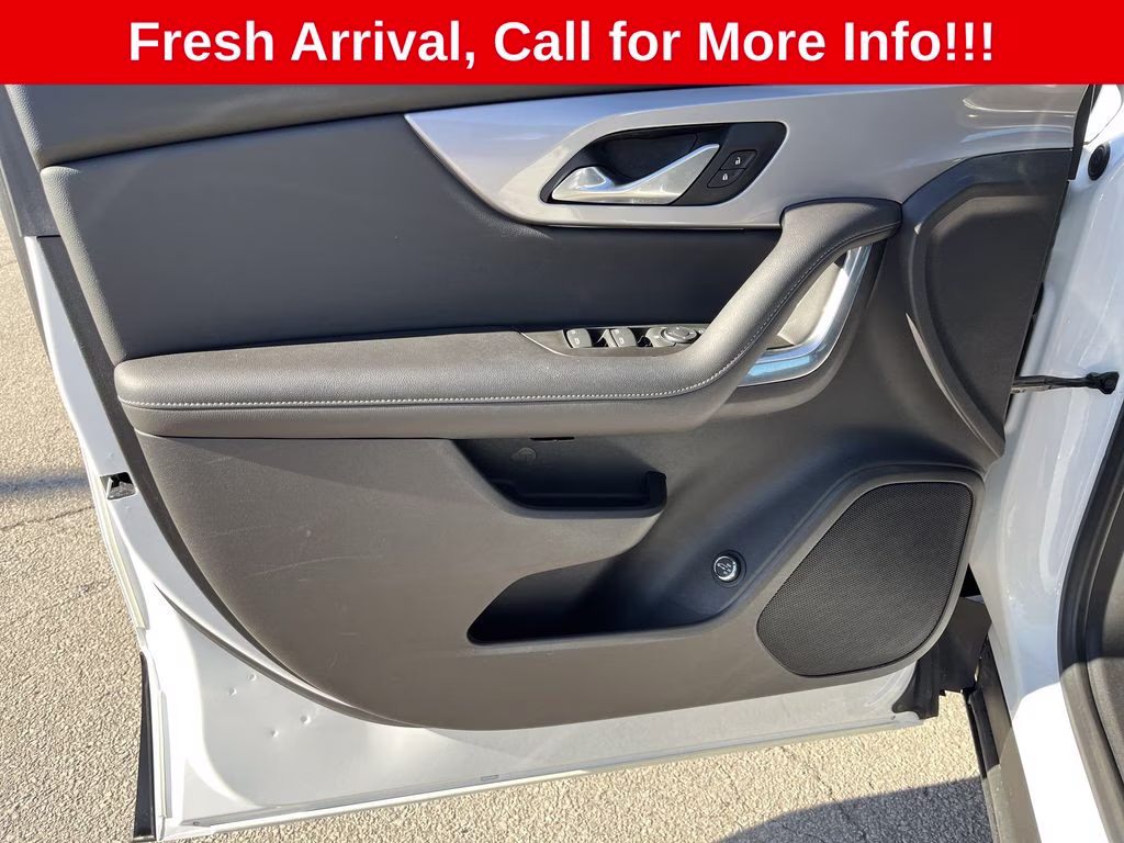 2021 Summit White Chevrolet Blazer LT FWD SUV