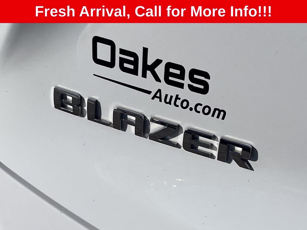 2021 Summit White Chevrolet Blazer LT FWD SUV