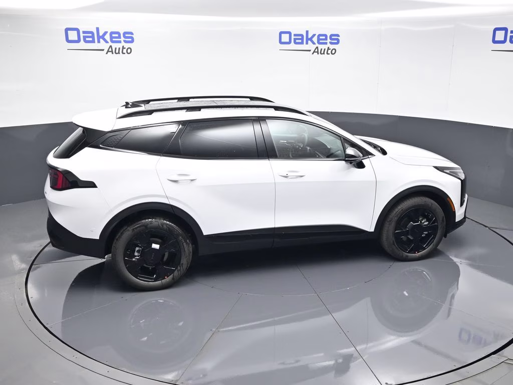 2026 Glacial White Pearl Kia Sportage X-Line AWD SUV