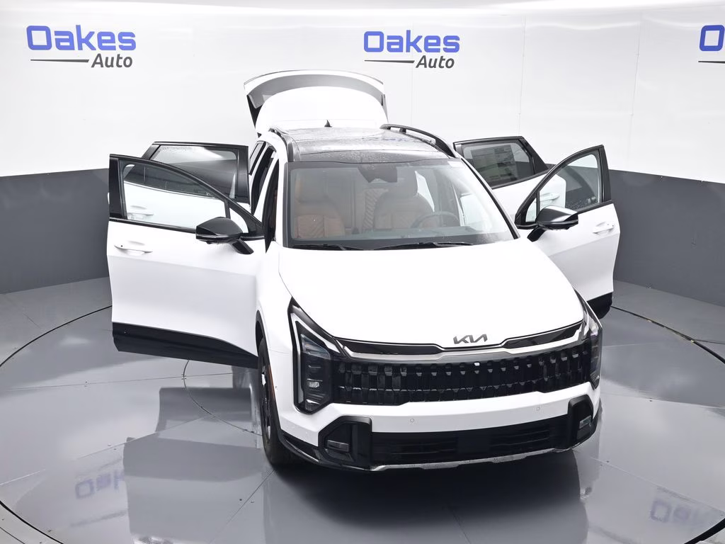 2026 Glacial White Pearl Kia Sportage X-Line AWD SUV