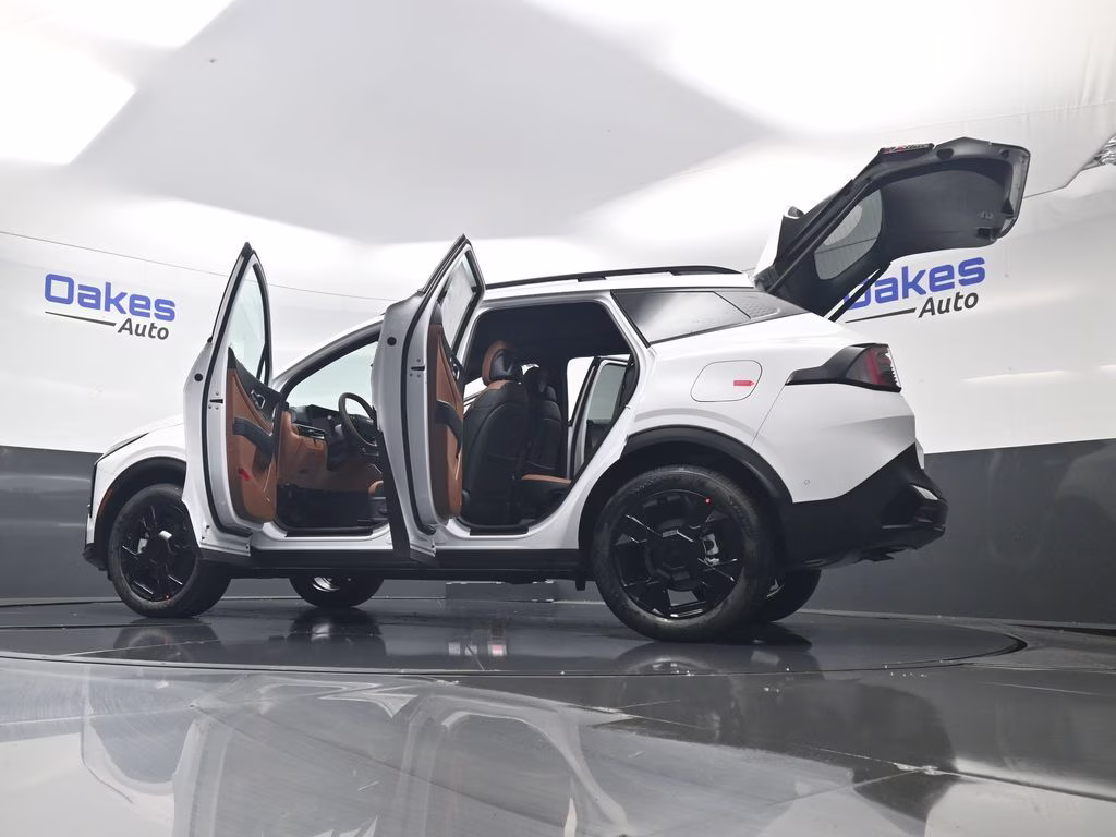 2026 Glacial White Pearl Kia Sportage X-Line AWD SUV