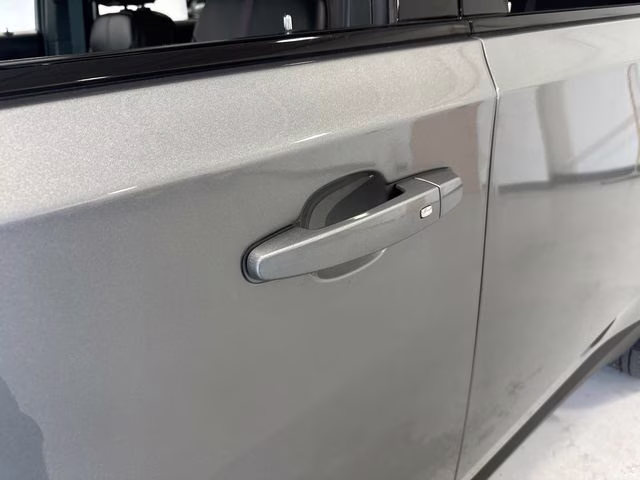 2023 Sterling Gray Metallic Chevrolet Traverse RS AWD SUV