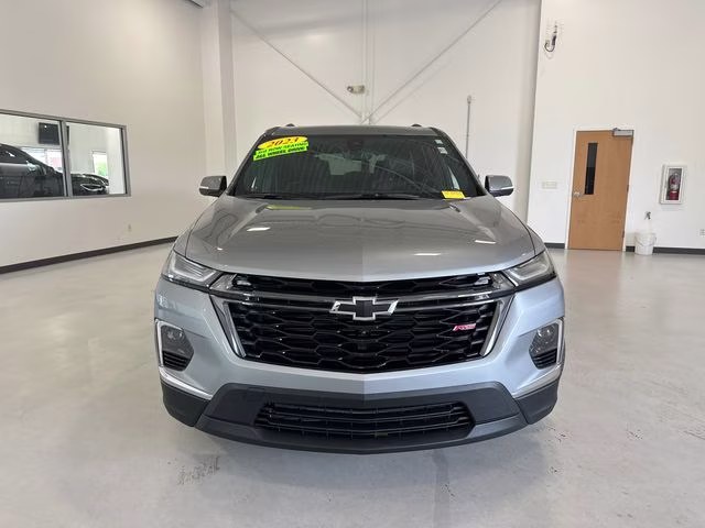 2023 Sterling Gray Metallic Chevrolet Traverse RS AWD SUV