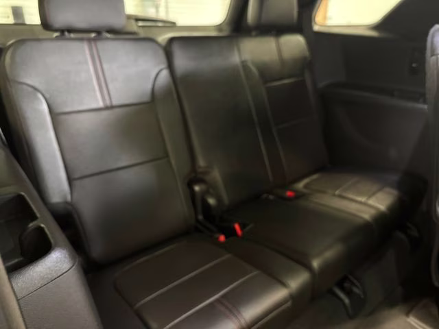 2023 Sterling Gray Metallic Chevrolet Traverse RS AWD SUV