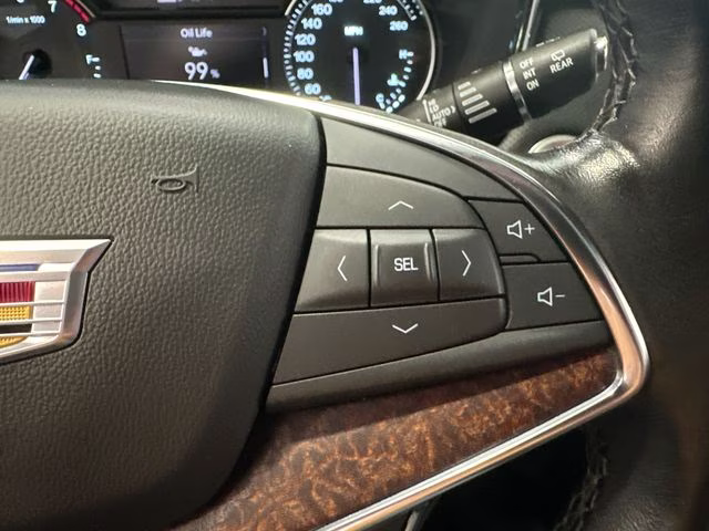 2023 Crystal White Tricoat Cadillac XT5 Premium Luxury AWD SUV