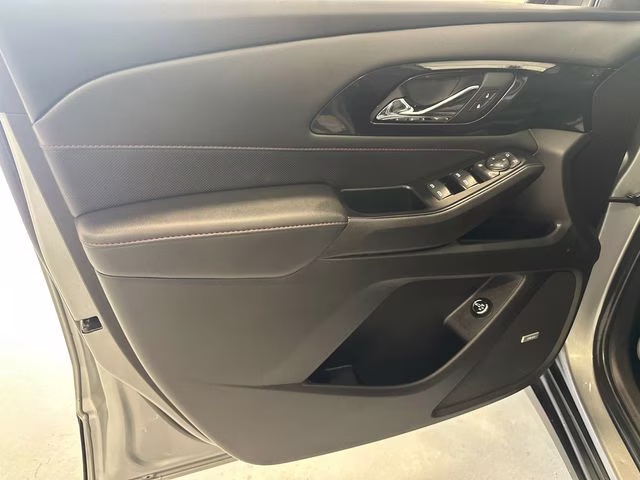 2023 Sterling Gray Metallic Chevrolet Traverse RS AWD SUV