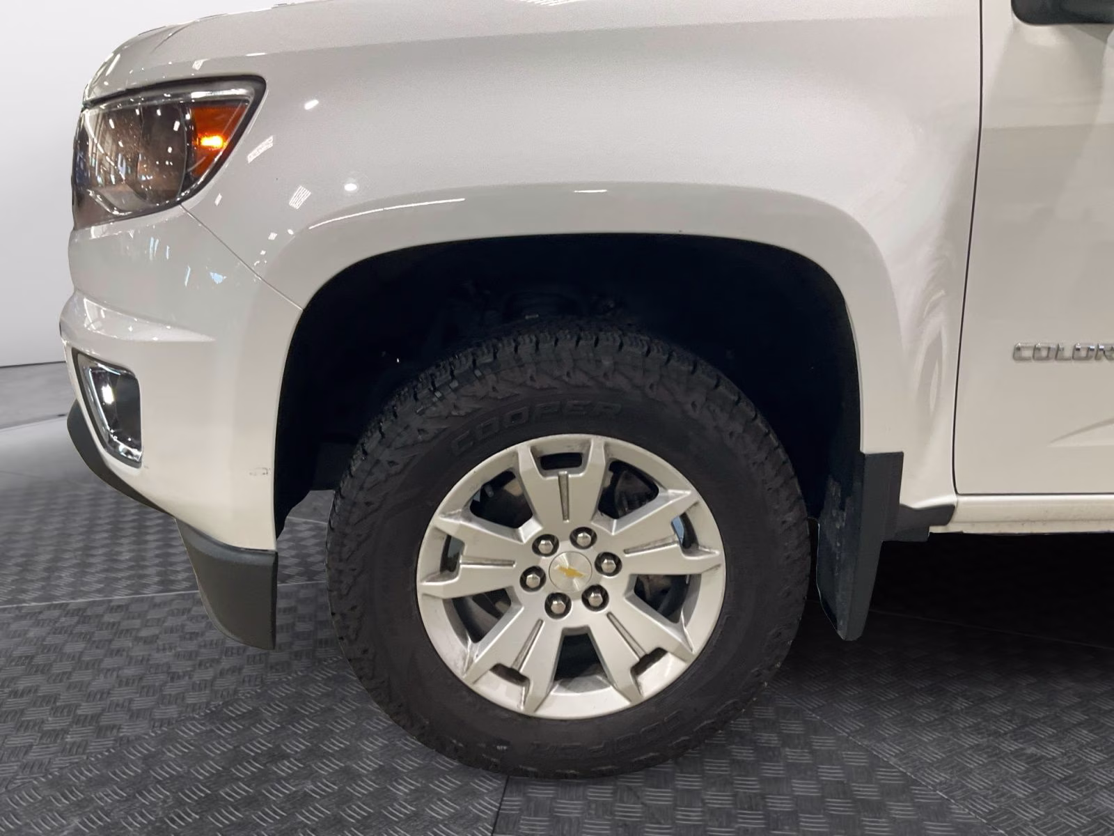 2017 Summit White Chevrolet Colorado LT 4X4 Truck