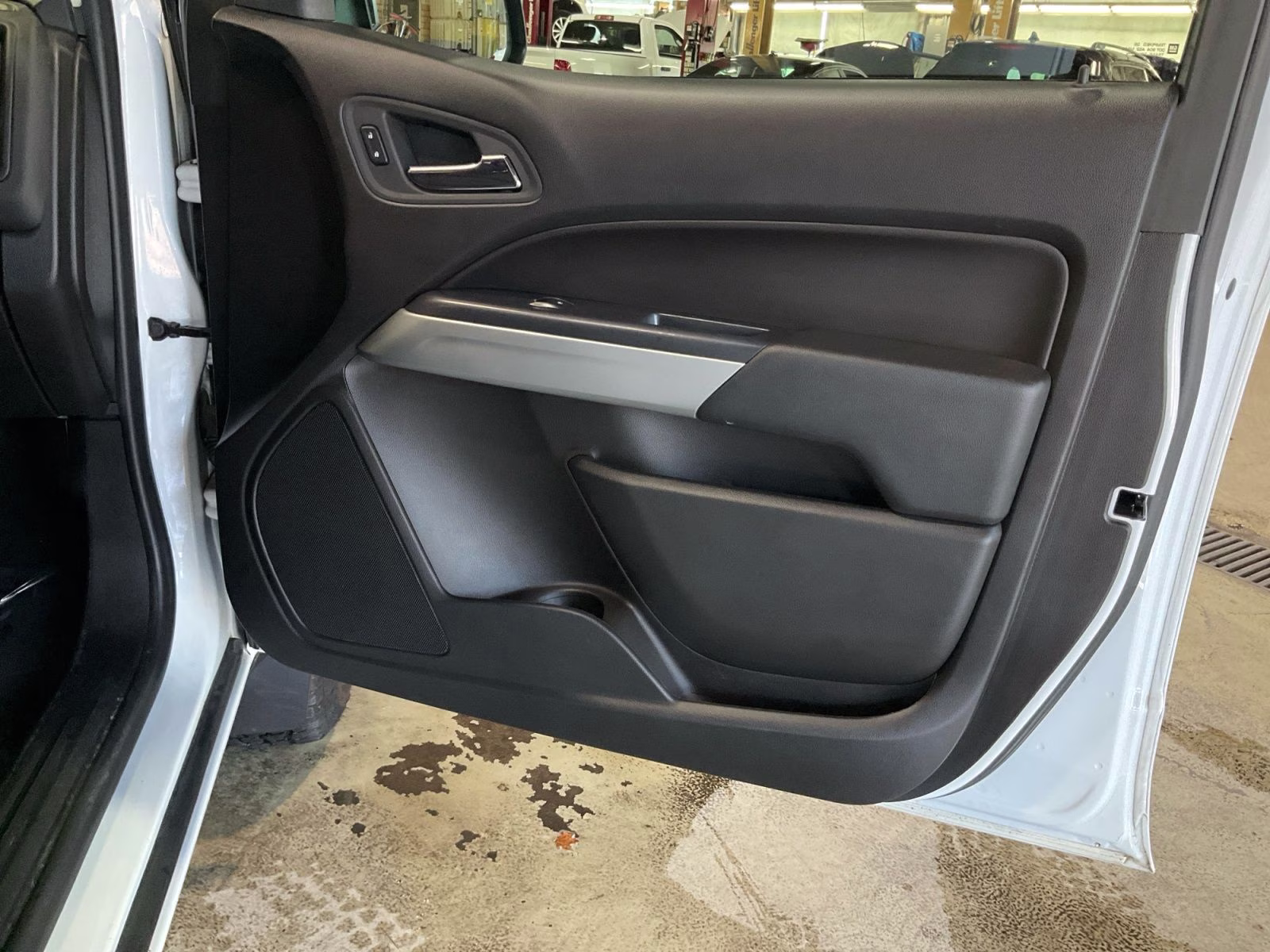2017 Summit White Chevrolet Colorado LT 4X4 Truck