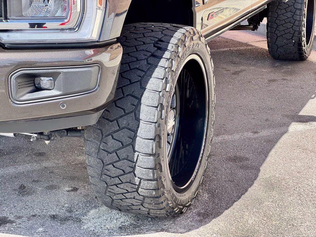 2024 Brown Ford Super Duty F-350 SRW King Ranch 4X4 Truck