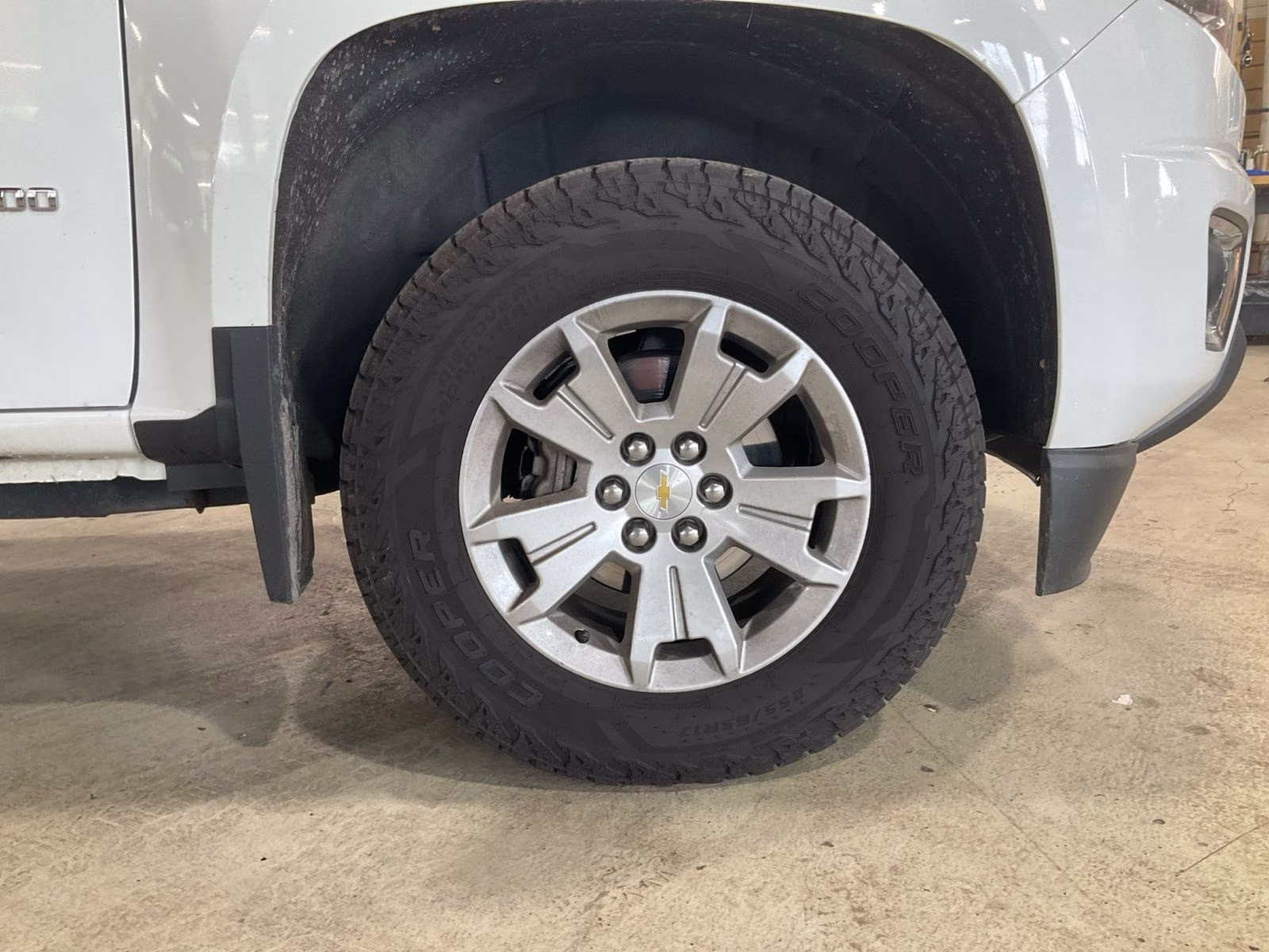 2017 Summit White Chevrolet Colorado LT 4X4 Truck