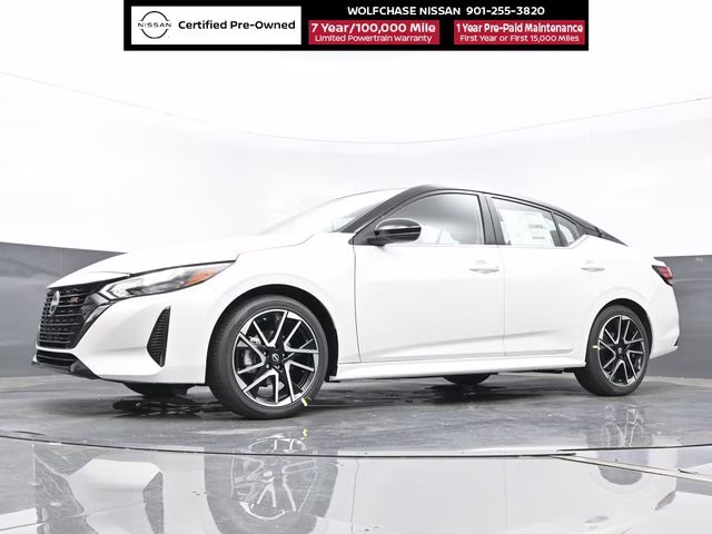 2025 Aspen White/Super Black Nissan Sentra SR FWD Sedan