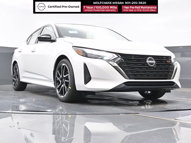 2025 Aspen White/Super Black Nissan Sentra SR FWD Sedan