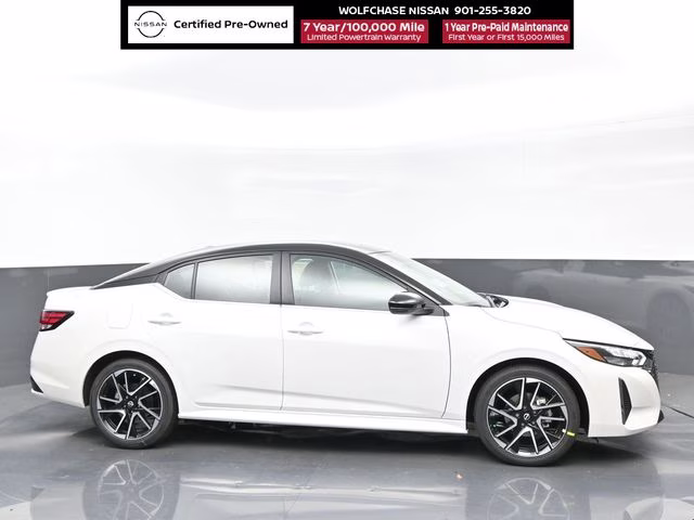 2025 Aspen White/Super Black Nissan Sentra SR FWD Sedan