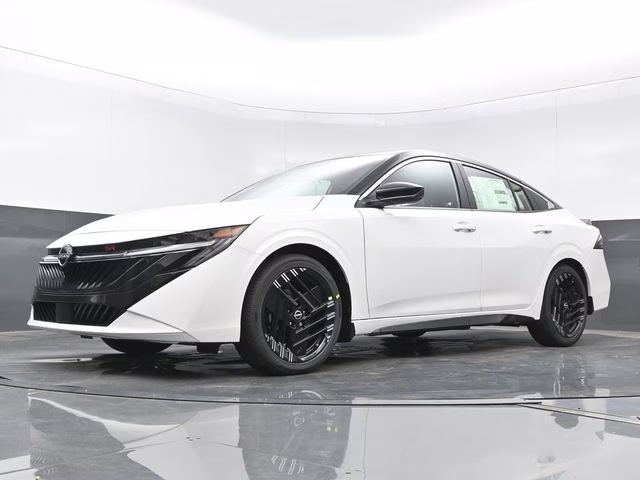 2026 Aspen White/Super Black Nissan Sentra SR FWD Sedan