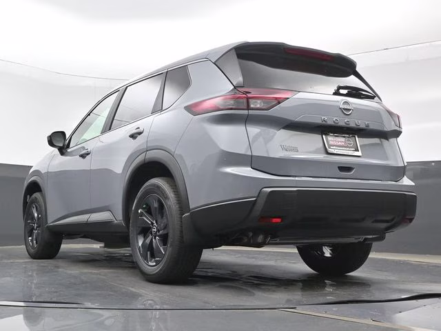 2026 Boulder Gray Pearl Nissan Rogue SV FWD SUV