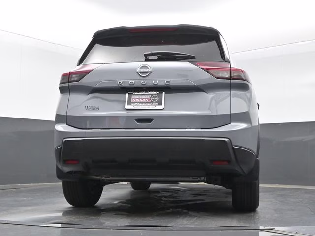 2026 Boulder Gray Pearl Nissan Rogue SV FWD SUV