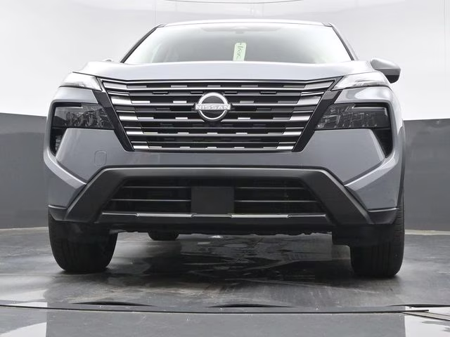 2026 Boulder Gray Pearl Nissan Rogue SV FWD SUV