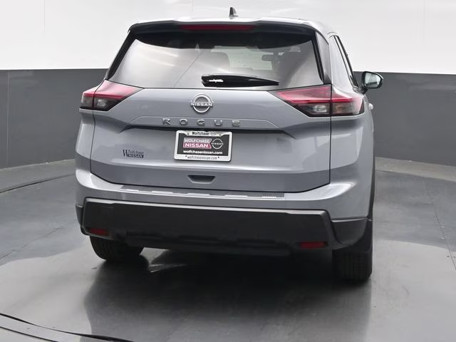 2026 Boulder Gray Pearl Nissan Rogue SV FWD SUV