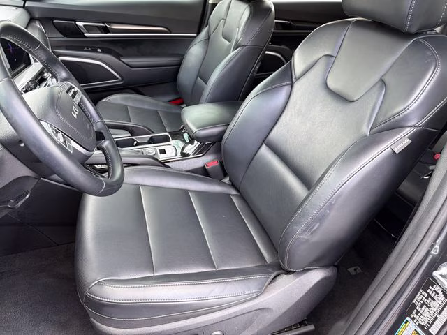 2024 Gravity Gray Kia Telluride S FWD SUV