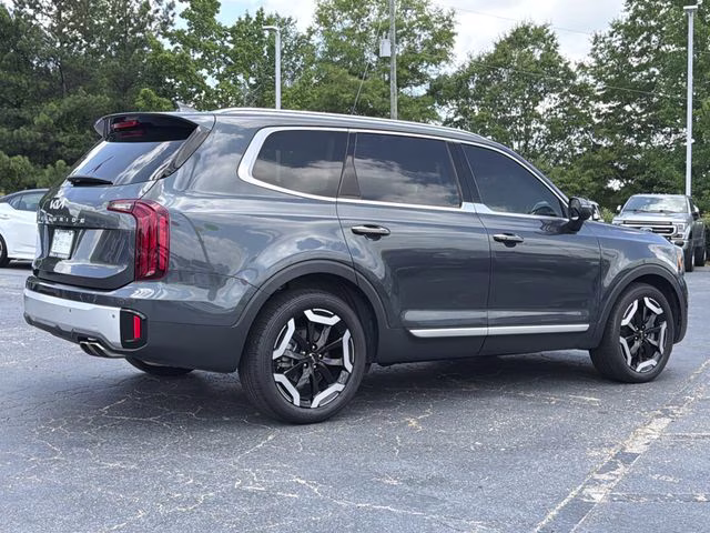 2024 Gravity Gray Kia Telluride S FWD SUV