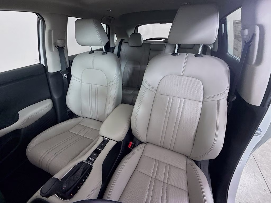 2027 Platinum White Pearl Honda HR-V EX-L AWD SUV