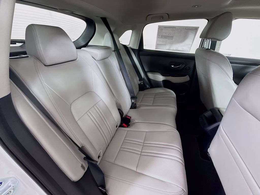 2027 Platinum White Pearl Honda HR-V EX-L AWD SUV