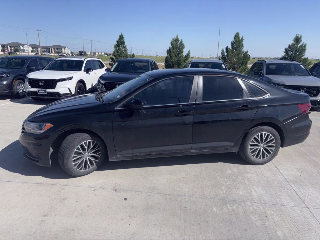 2021 Black Uni Volkswagen Jetta 1.4T SE FWD Sedan
