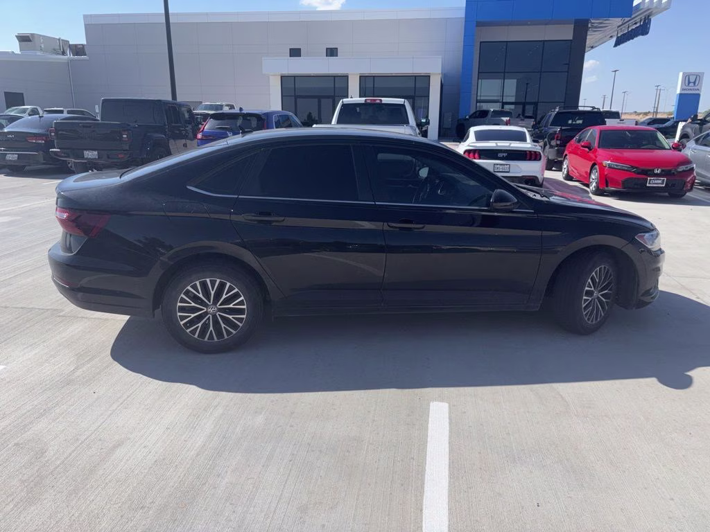 2021 Black Uni Volkswagen Jetta 1.4T SE FWD Sedan