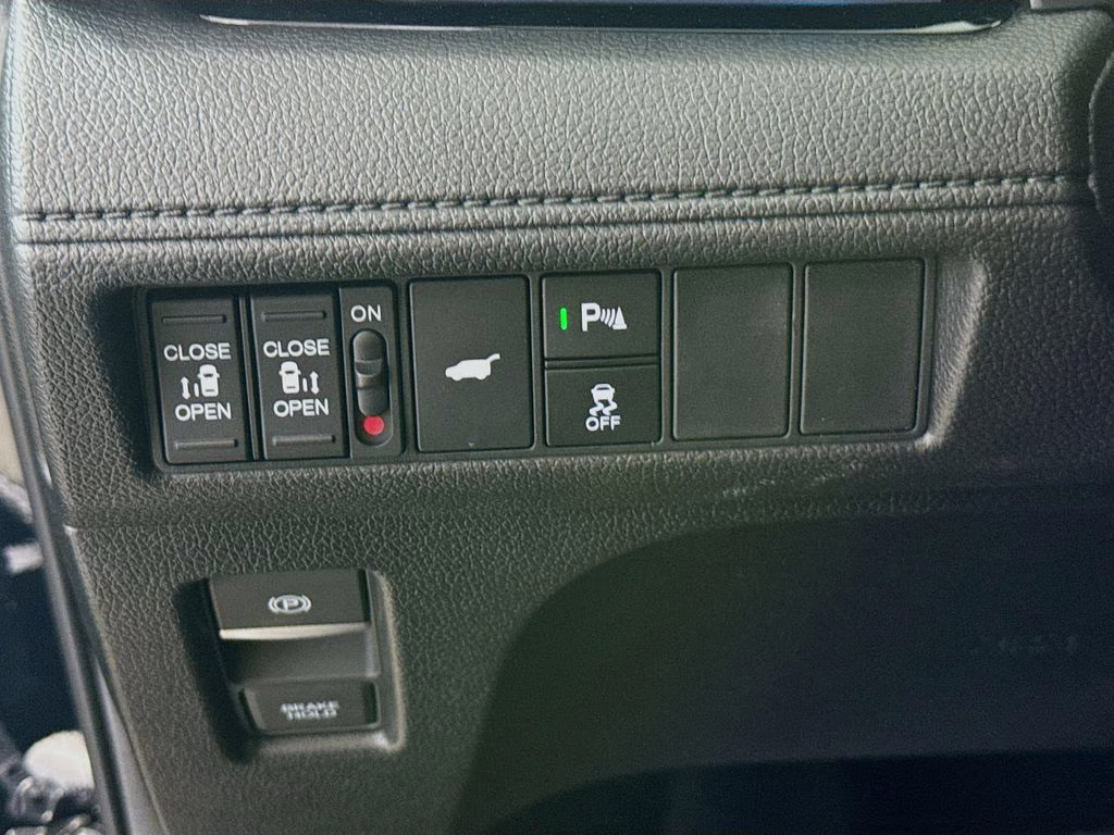 2026 Crystal Black Pearl Honda Odyssey Elite FWD Van
