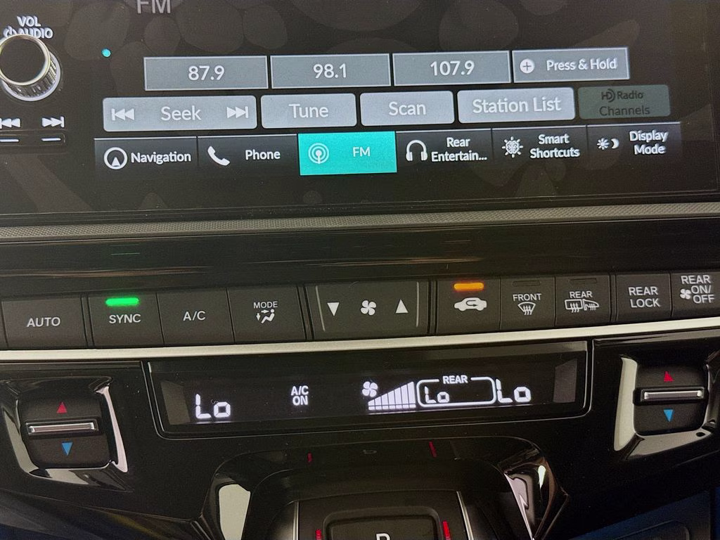 2026 Crystal Black Pearl Honda Odyssey Elite FWD Van