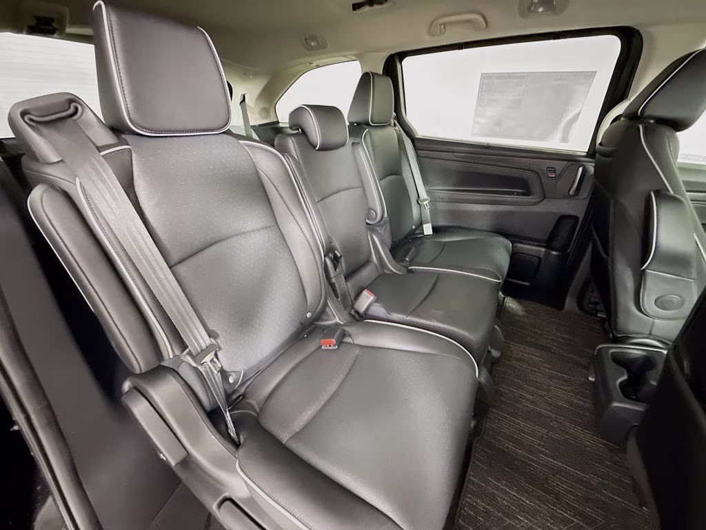2026 Crystal Black Pearl Honda Odyssey Elite FWD Van