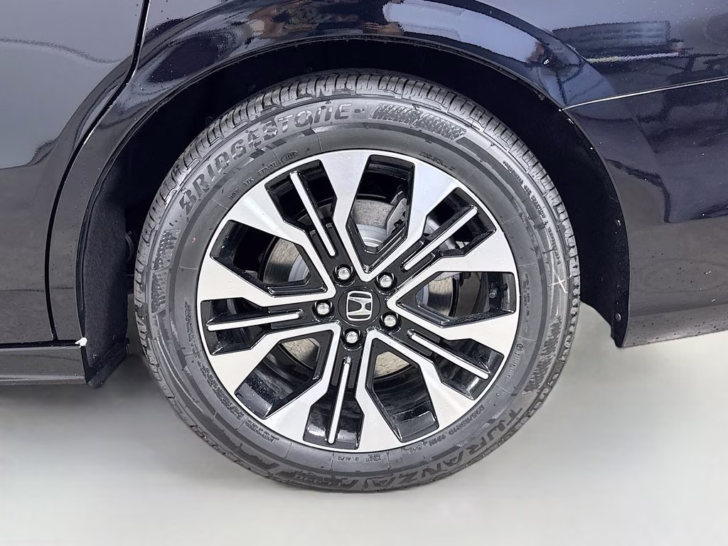 2026 Crystal Black Pearl Honda Odyssey Elite FWD Van