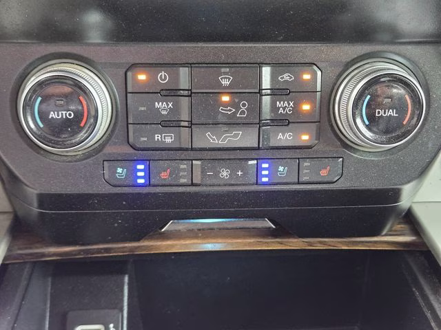 2020 Silver Spruce Metallic Ford F-150 Lariat 4X4 Truck