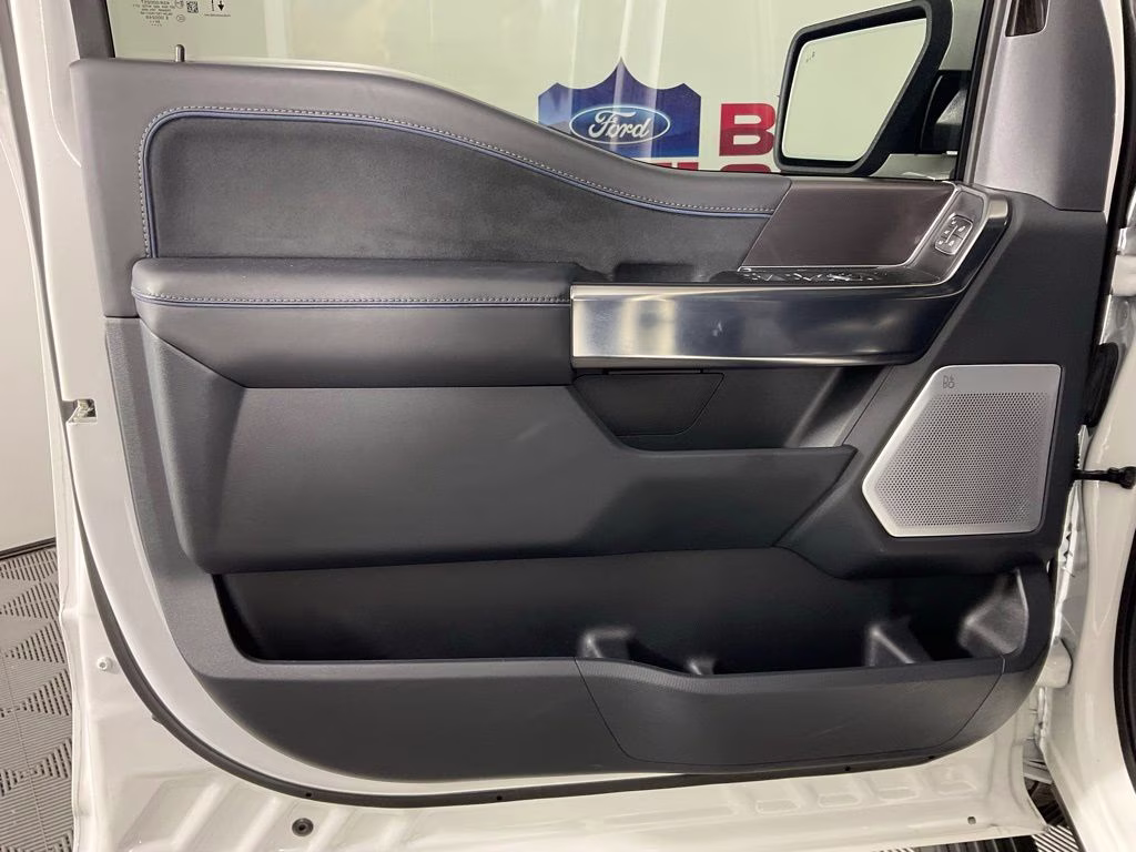 2024 White Metallic Ford F-150 Platinum 4X4 Truck