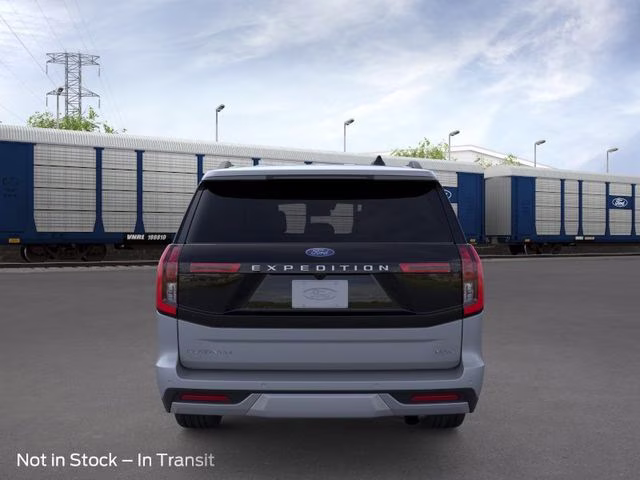 2026 Glacier Gray Metallic Tri-Coat Ford Expedition Max Platinum 4X4 SUV