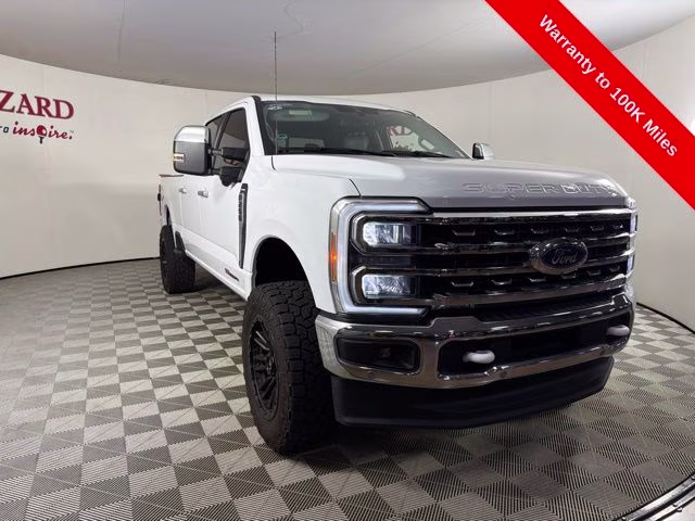 2023 Oxford White Ford Super Duty F-250 SRW Lariat 4X4 Truck