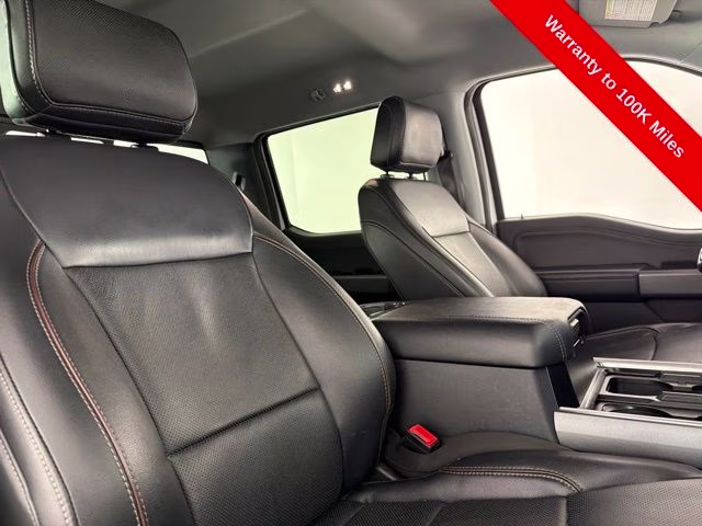 2023 Oxford White Ford Super Duty F-250 SRW Lariat 4X4 Truck