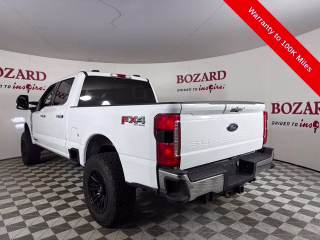 2023 Oxford White Ford Super Duty F-250 SRW Lariat 4X4 Truck