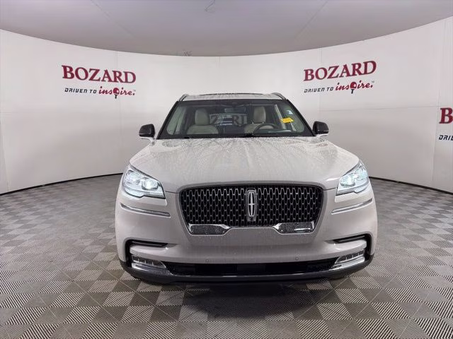 2022 Pearl Metallic Lincoln Aviator Reserve AWD SUV