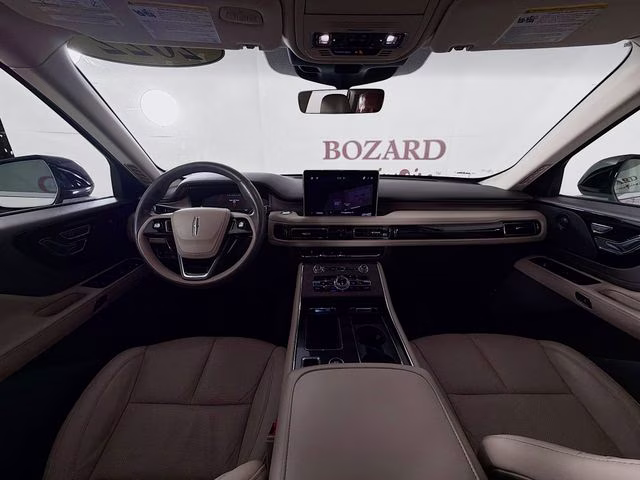 2022 Ceramic Pearl Metallic Tri-Coat Lincoln Aviator Reserve AWD SUV