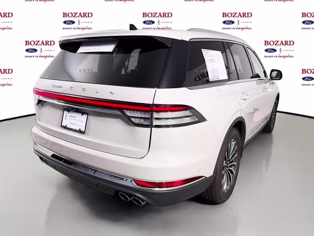 2022 Ceramic Pearl Metallic Tri-Coat Lincoln Aviator Reserve AWD SUV