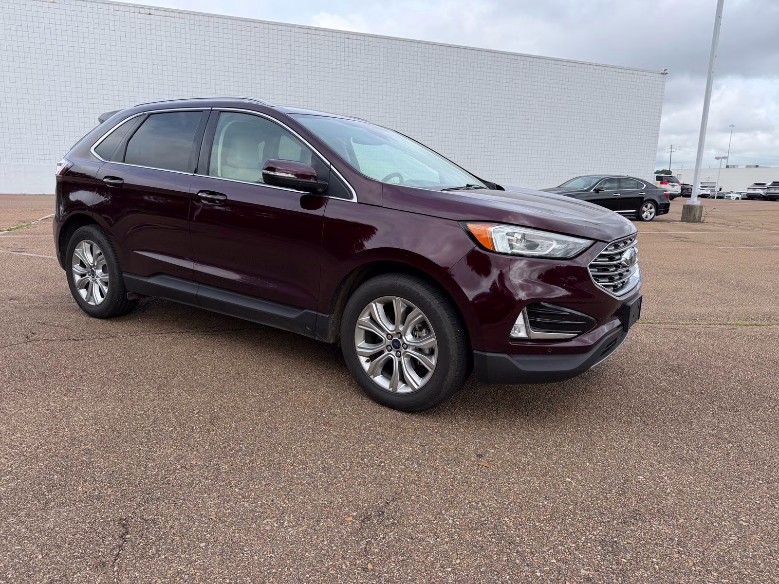 2020 Burgundy Ford Edge Titanium FWD SUV