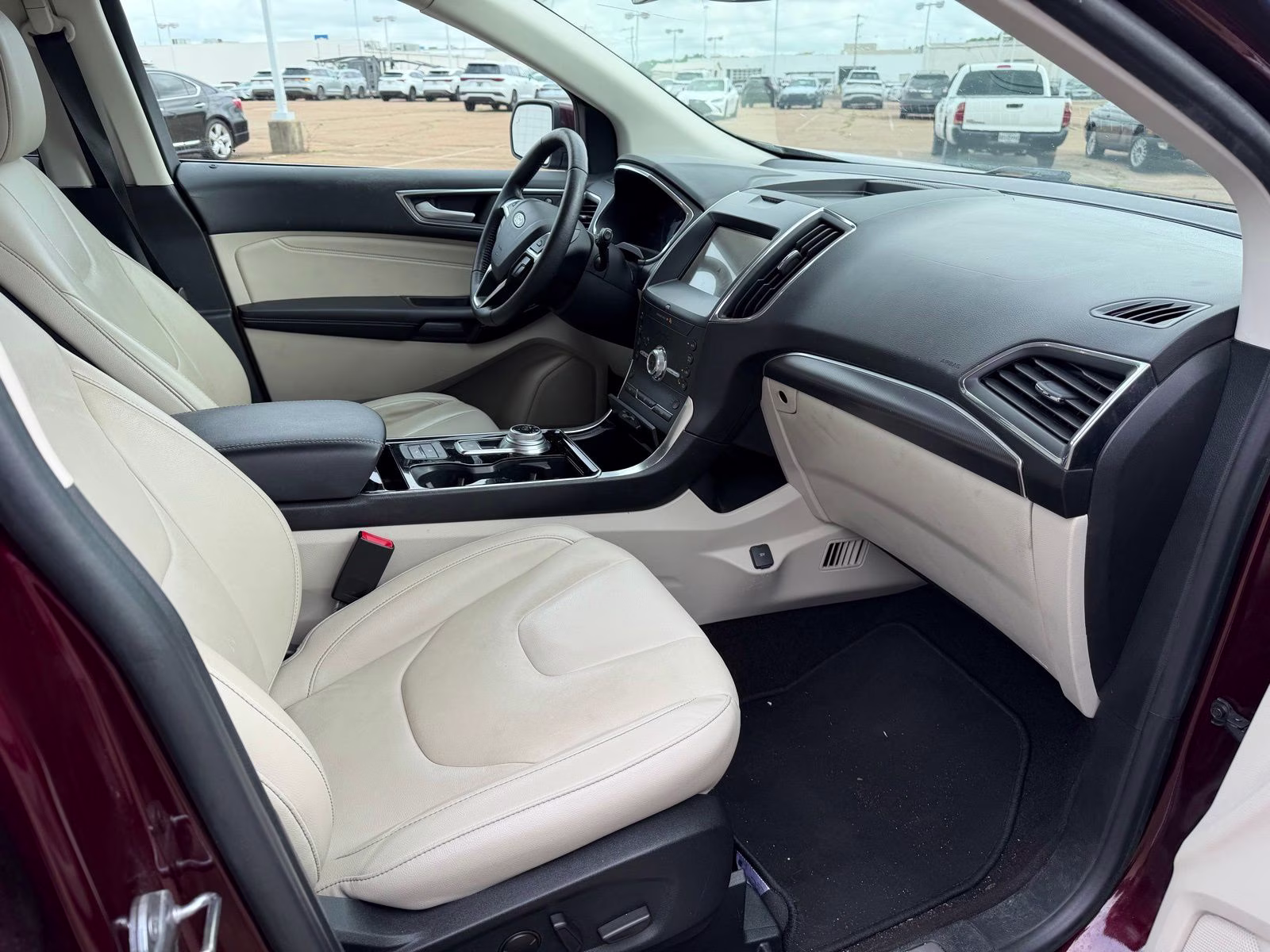 2020 Burgundy Ford Edge Titanium FWD SUV